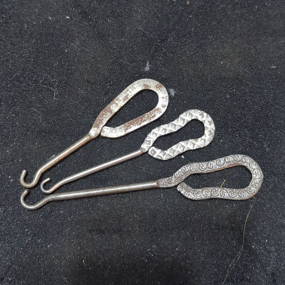 3 Antique Shoe Button Hooks Makers‎